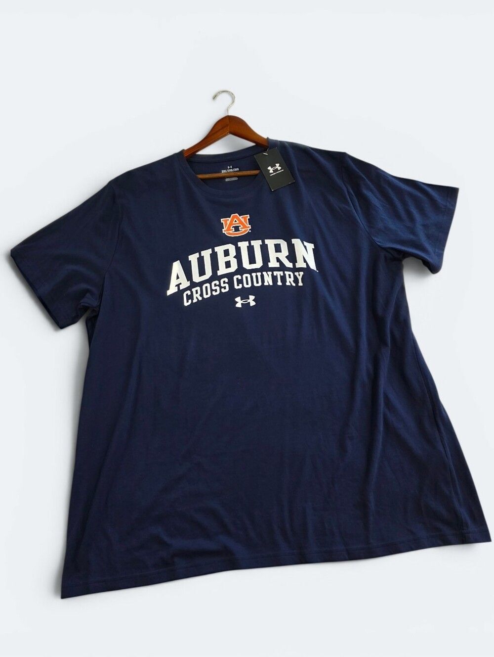 NEW Under Armour Navy Auburn Cross Country Graphic Short-Sleeve Tee NWT